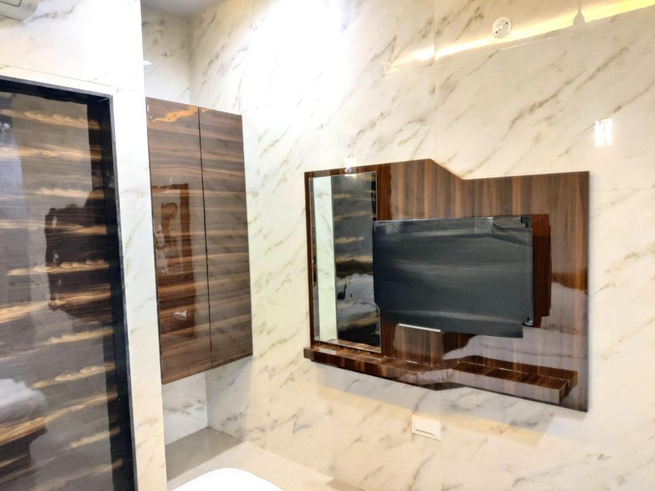Hotel Comfy Inn Mumbai Luaran gambar