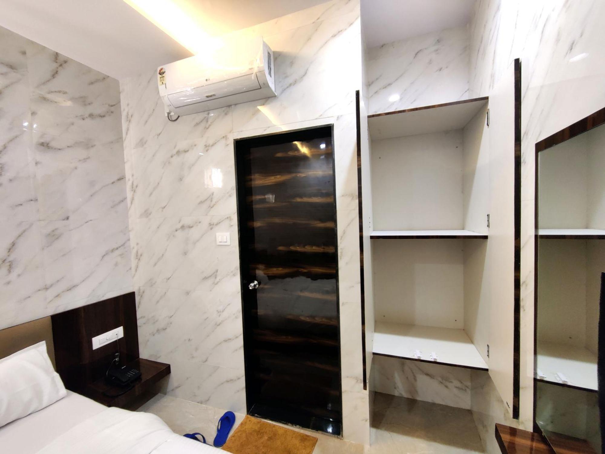 Hotel Comfy Inn Mumbai Luaran gambar